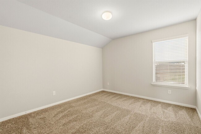 Building Photo - 2202 Tannin Trce
