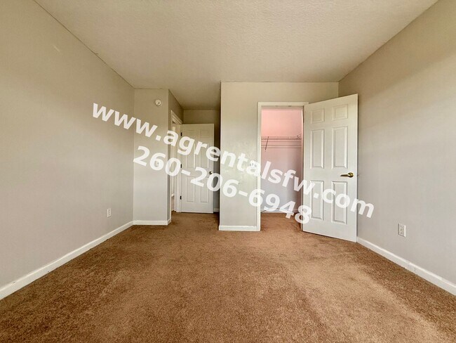 Building Photo - 3 Bedroom House - $300 off first months rent