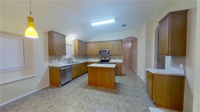Building Photo - 100 Inman Dr