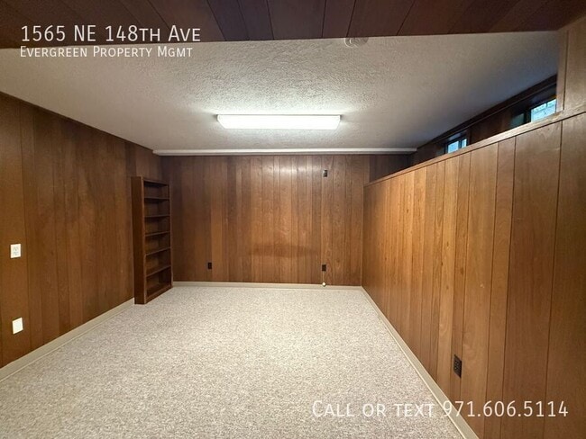 Building Photo - 1565 NE 148th Ave