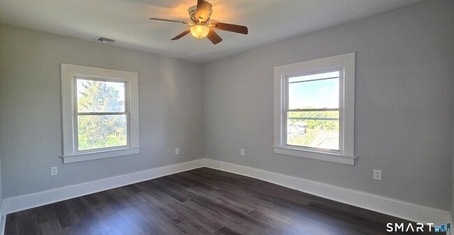 Building Photo - 48 Elmwood Ave