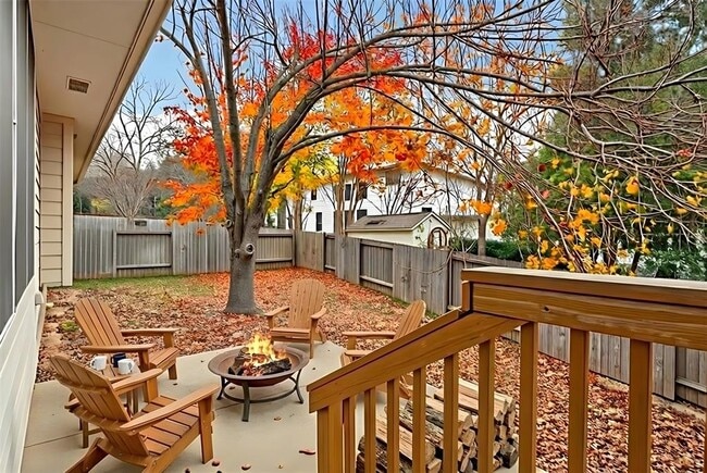 Building Photo - 207 Chesapeake Bay Ln S