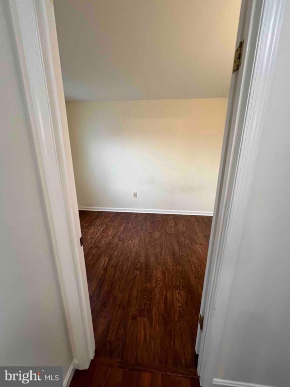 Building Photo - 6247 Spring Knoll Dr