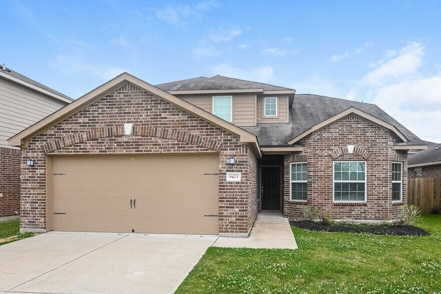 Primary Photo - 9423 Amber Sky Ln