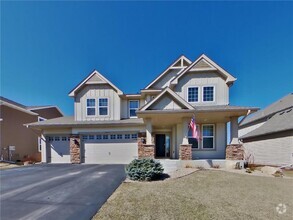 Building Photo - 8820 Aspen Cir