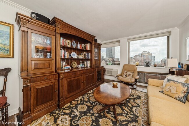 Building Photo - 1110 N Lake Shore Dr
