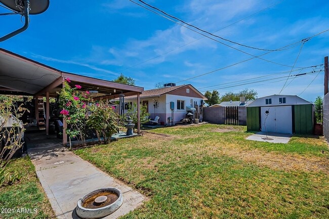 Building Photo - CUTE 2 Bedroom 1 Bath bungalow in Sunnyslope with full casita