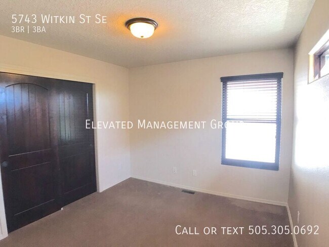 Building Photo - 5743 Witkin St SE