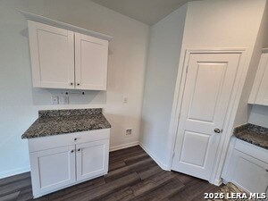 Building Photo - 5924 Pearl Mdw