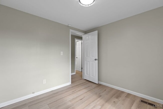 Building Photo - 4076 Mill Rd