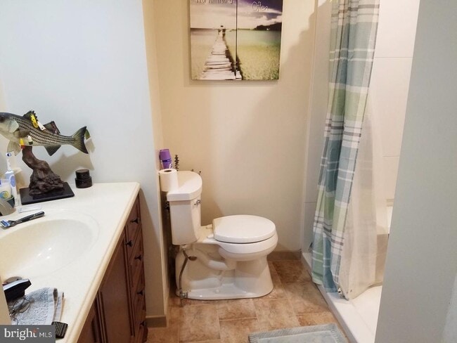 Building Photo - 324 Swarthmore Rd