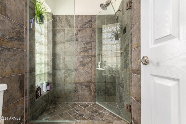 Building Photo - 4825 E Andora Dr
