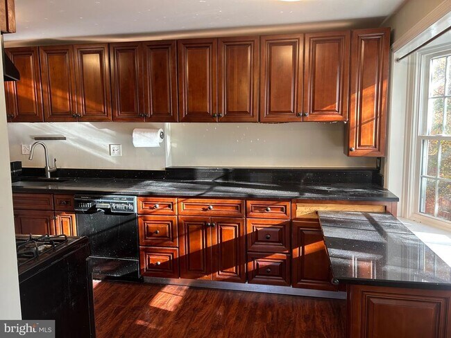 Building Photo - 13133 Putnam Cir