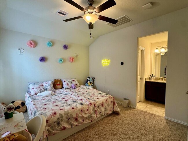 Building Photo - 16847 Hammon Woods Dr