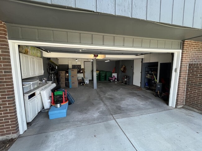 Building Photo - 8251 S Marshall Ct
