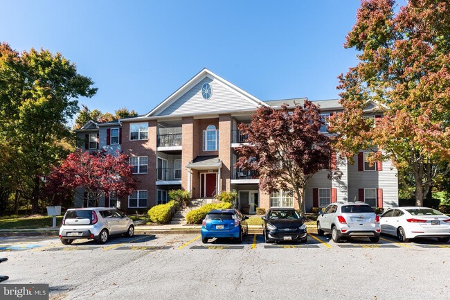 Building Photo - 3805 Sunnyfield Ct