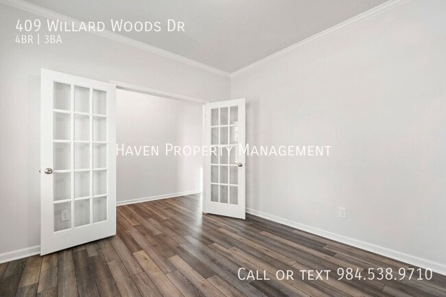 Building Photo - 409 Willard Wds Dr