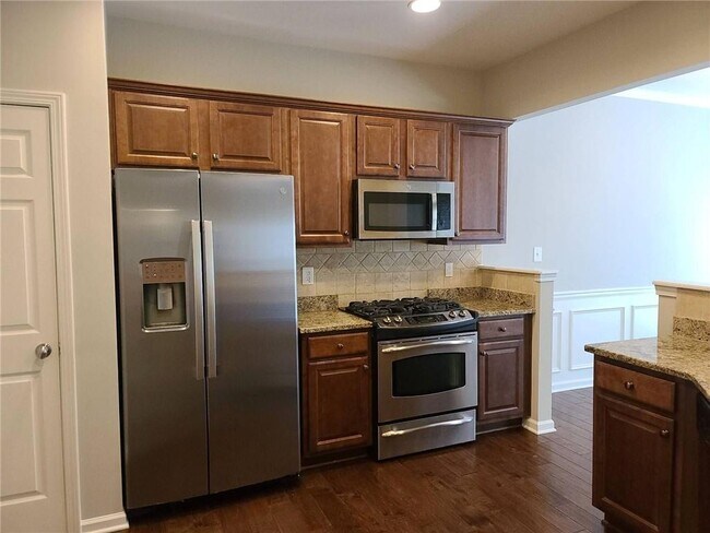 Building Photo - 1445 Winshire Cove