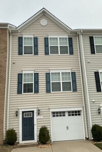 Building Photo - Flowing with Natural Light--Beautifully Maintained 3 Bed, 3.5 Bath Townhome