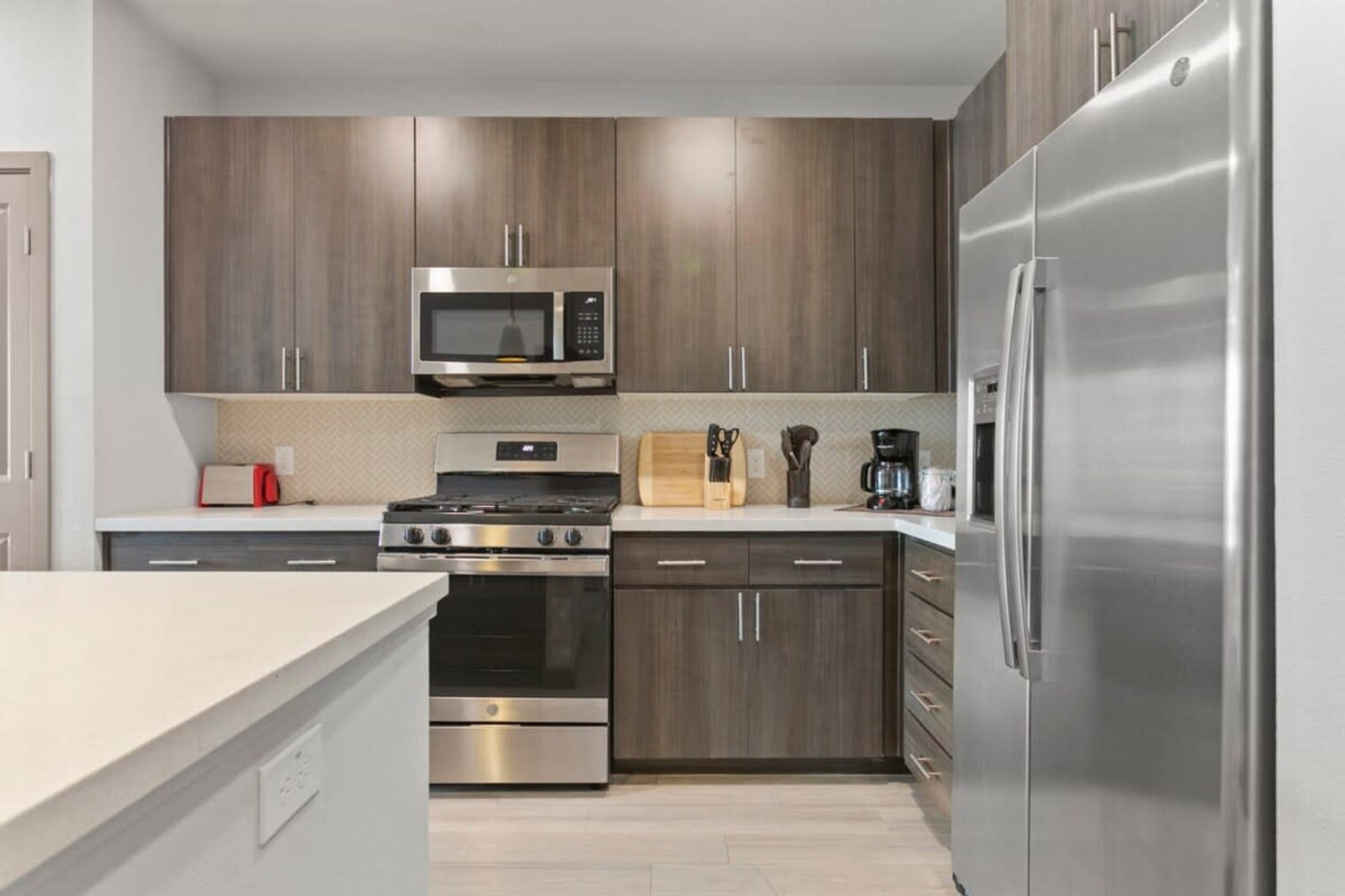 Building Photo - 400 N 2nd Ave