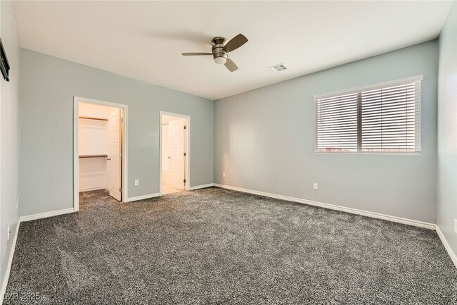 Building Photo - 5990 Viscaya Grv St