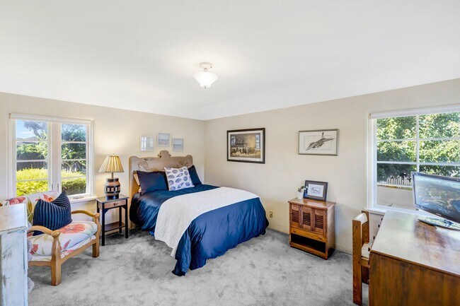 Building Photo - 969 Egan Ave