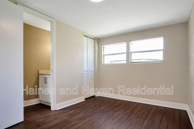 Building Photo - 26 Forest Dr