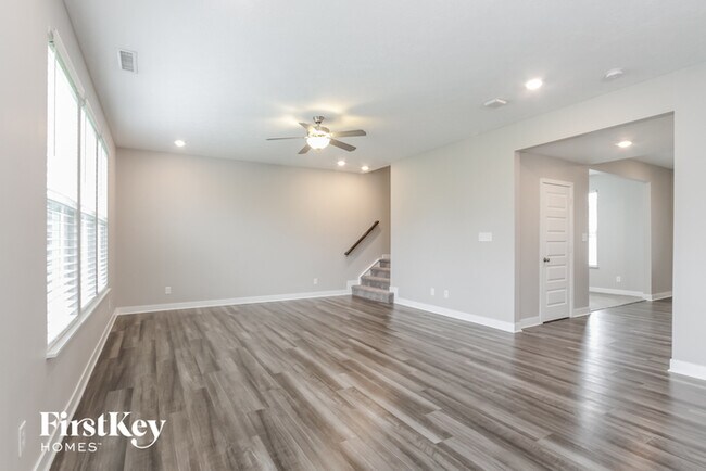 Building Photo - 4264 Lauder Rd