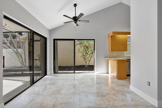 Building Photo - 143 Cape Pointe Cir