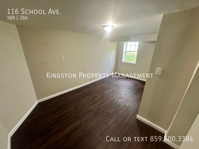 Building Photo - 116 School Ave