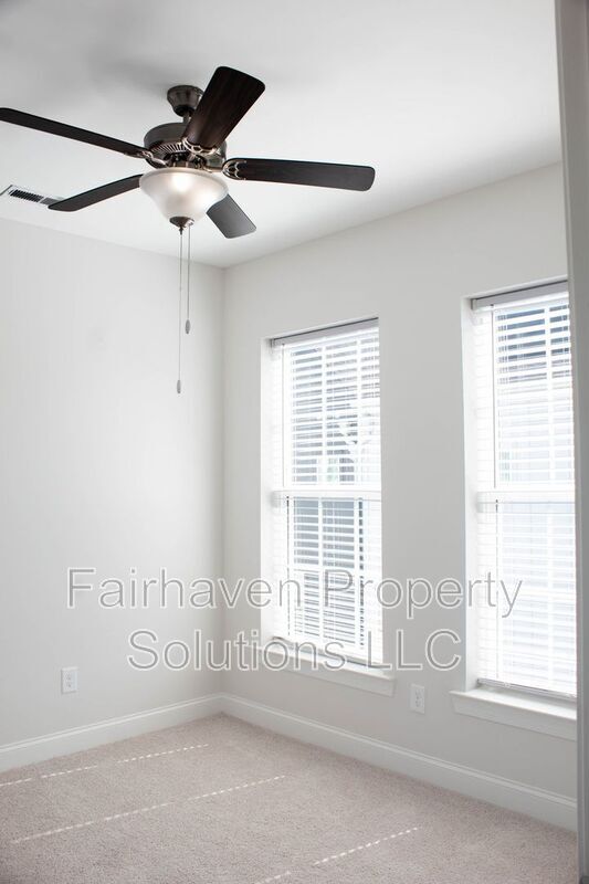 Building Photo - 1978 Mitchell Ave