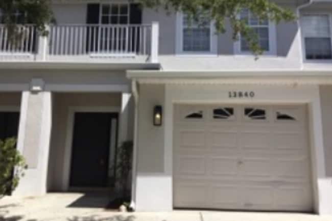 Building Photo - BEAUTIFUL 3 BEDFROOM, ,2.5 BATHROOMS TOWNHOME IN AVALON LAKES