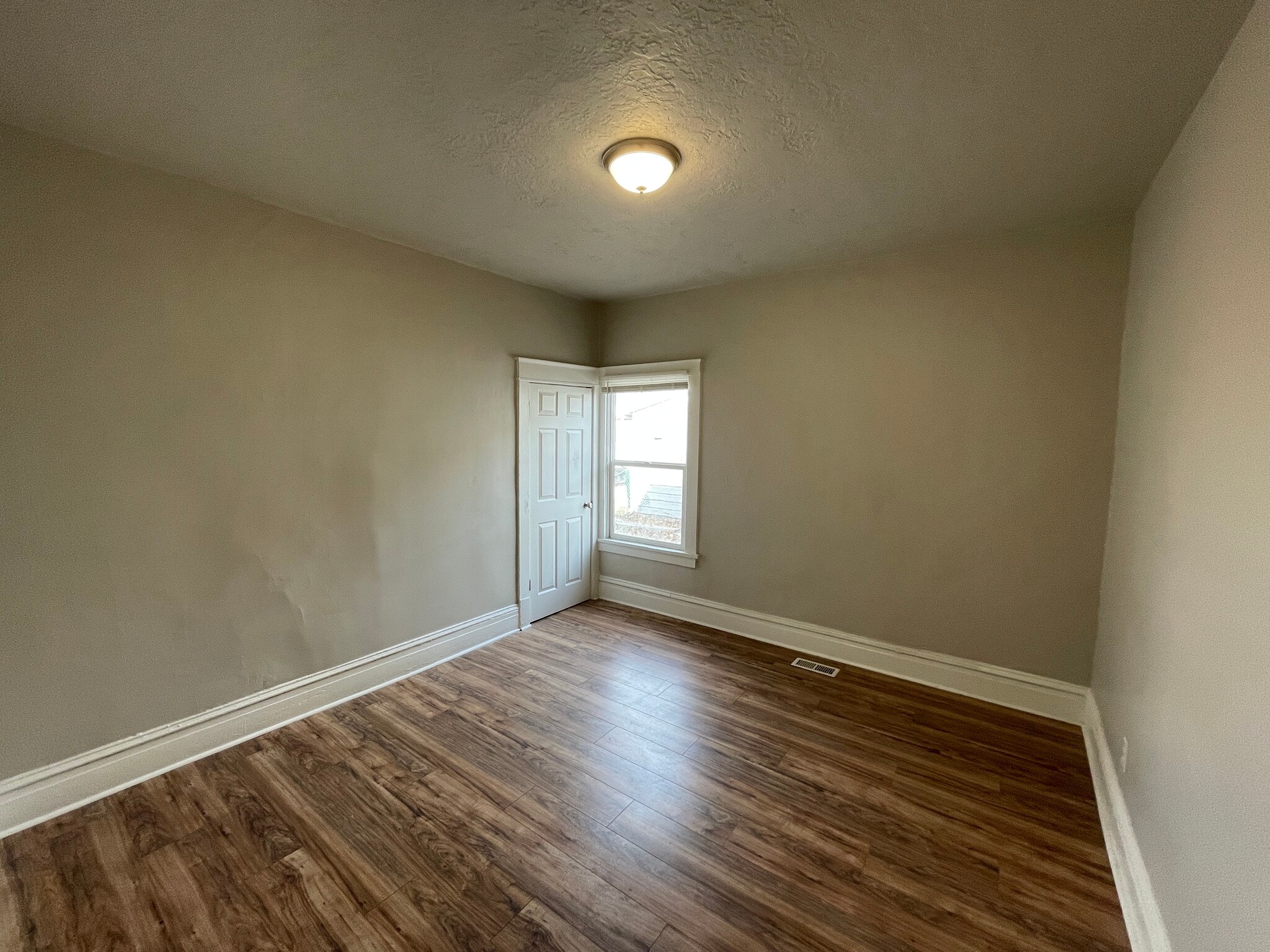 Bedroom - 2429 B Ave
