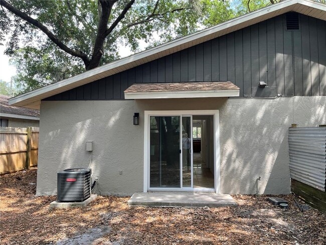 Building Photo - 3814 Valley Tree Dr