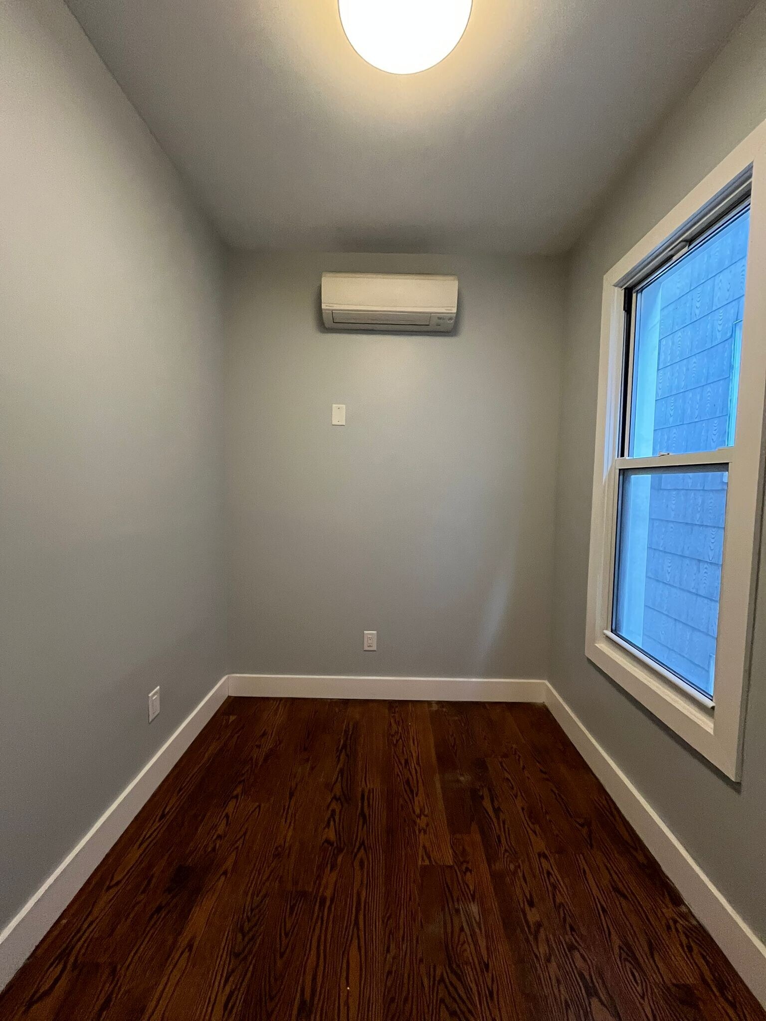 Building Photo - 113 Duncan Ave