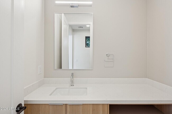 Building Photo - 6306 N 10th Dr