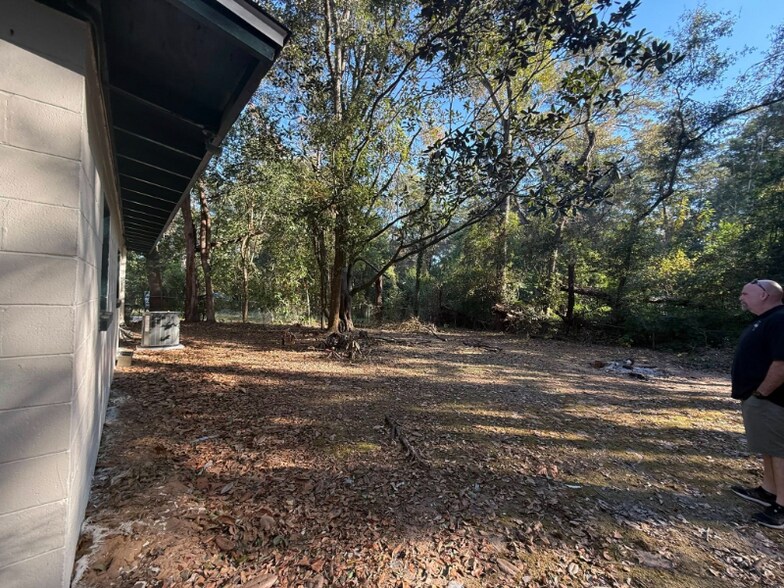 Building Photo - 3103 Prospect St