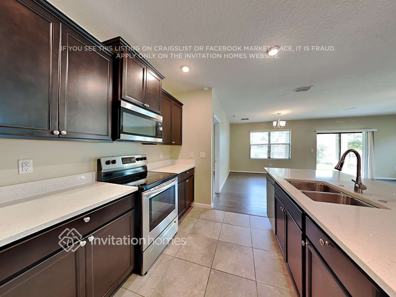 Building Photo - 4414 Magenta Isles Dr