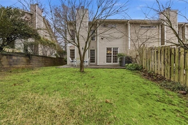 Building Photo - 2970 Woodruff Dr SE