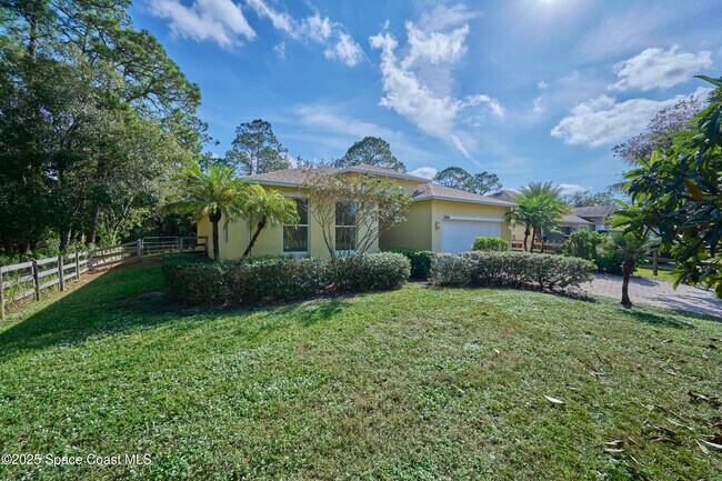 Building Photo - 9086 107th Ct