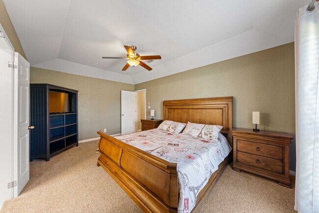 Building Photo - Charming 3-Bed Home with Fireplace & Garage in New Braunfels – 1,505 Sq Ft of Comfort