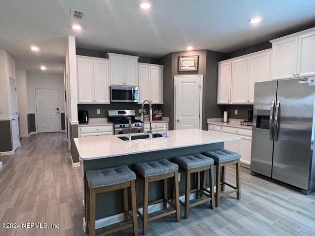 Building Photo - 1045 Brown Bear Run