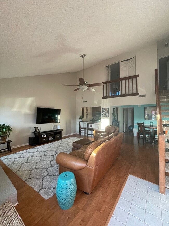 Building Photo - Green Run