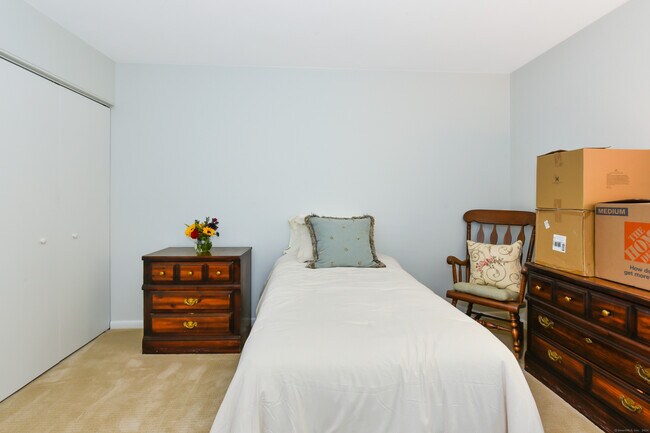 Building Photo - 59 Southport Woods Drive