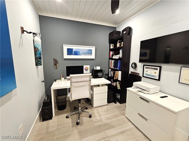 Building Photo - 10620 Gulf Shore Dr