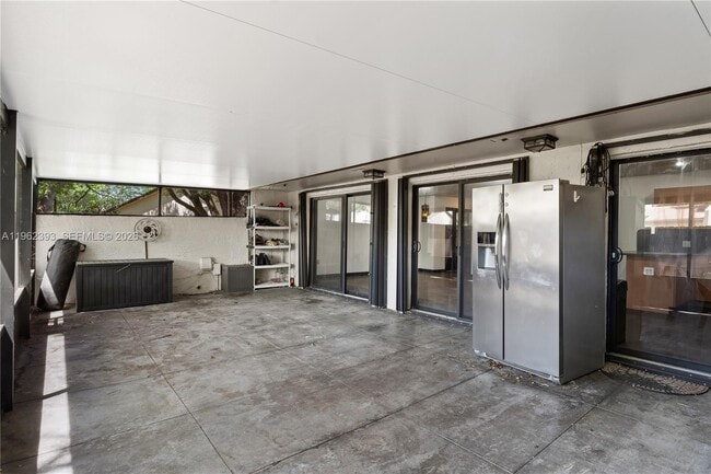 Building Photo - 9850 NW 15th Ct