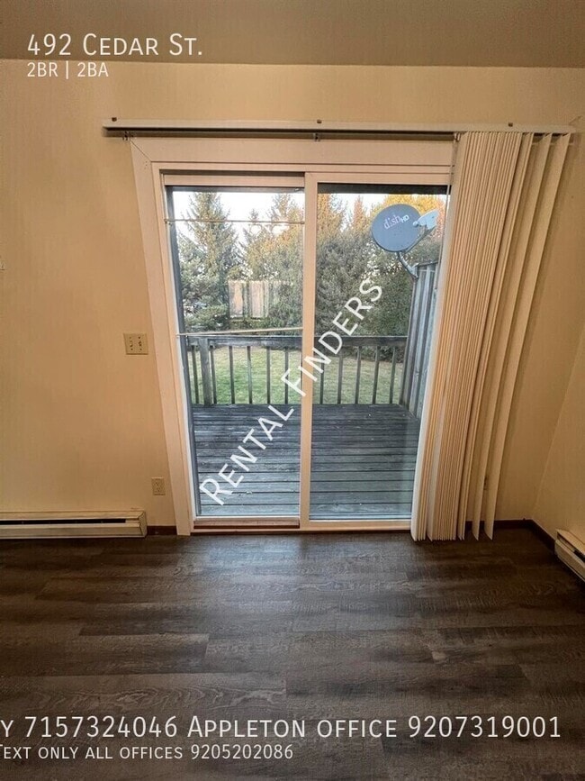 Building Photo - 492 Cedar St