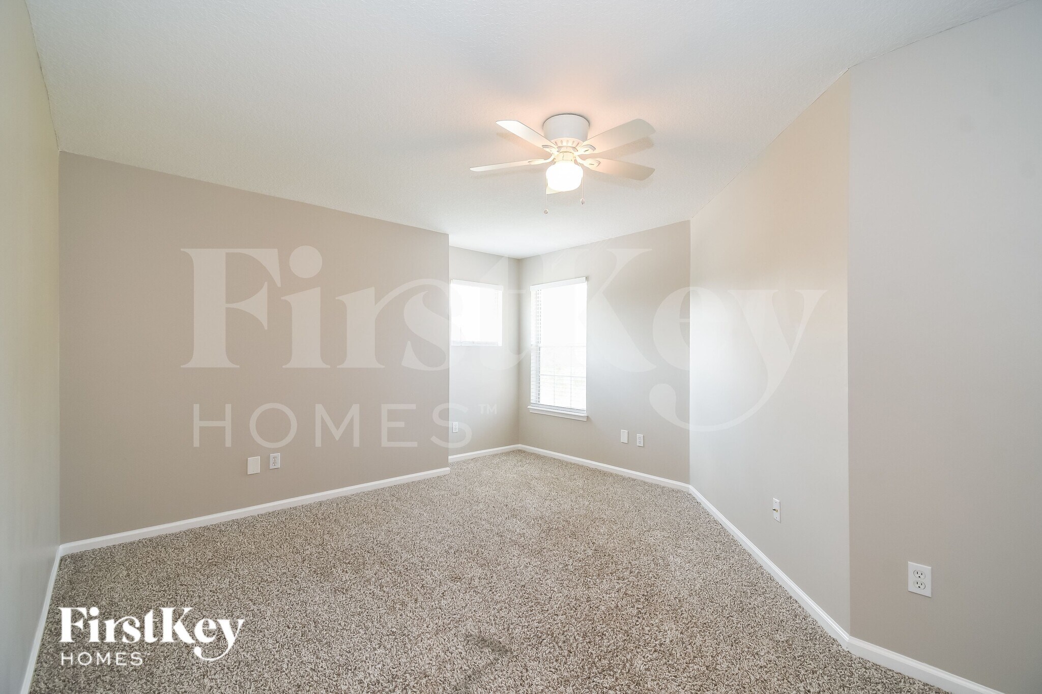 Building Photo - 2593 Country Side Dr