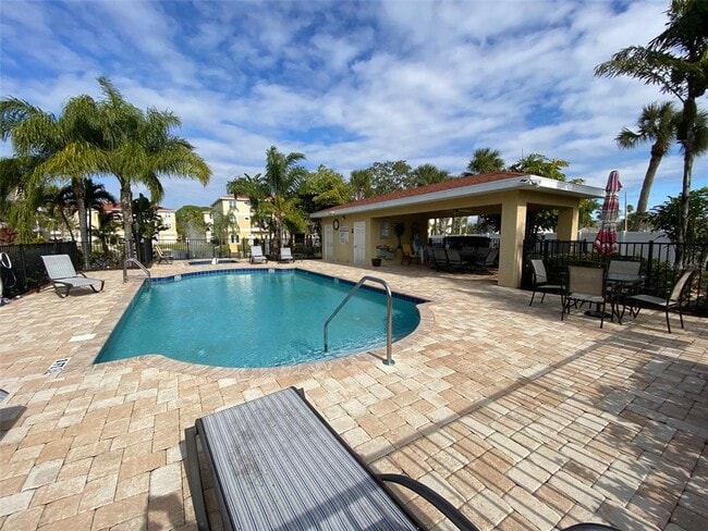 Building Photo - 6394 Banyan Blvd