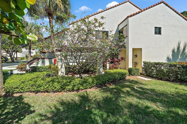 Building Photo - 401 Sea Oats Dr